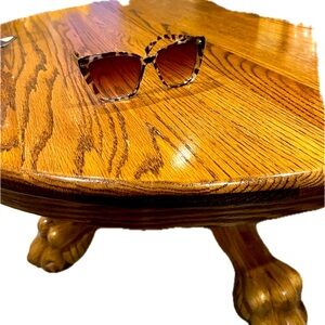 Sunglasses tortoiseshell design